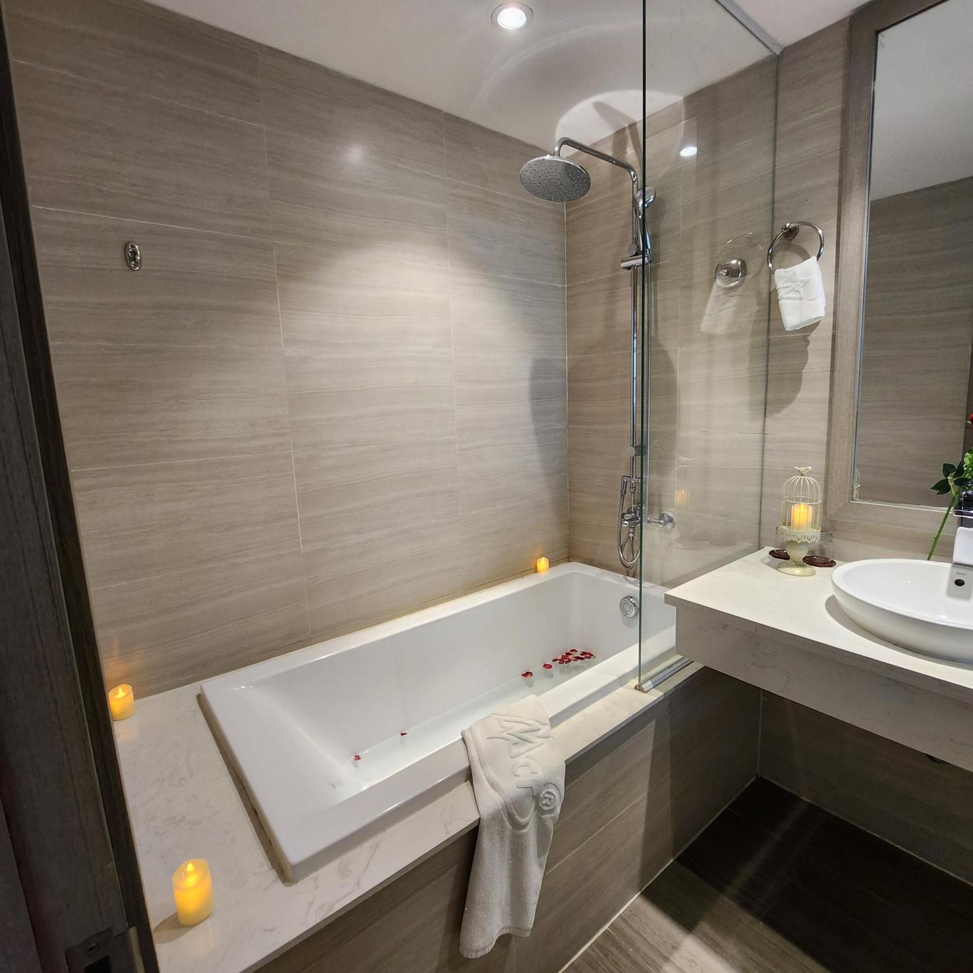 Hotel The Mcr Luxury Nha Trang Exteriér fotografie